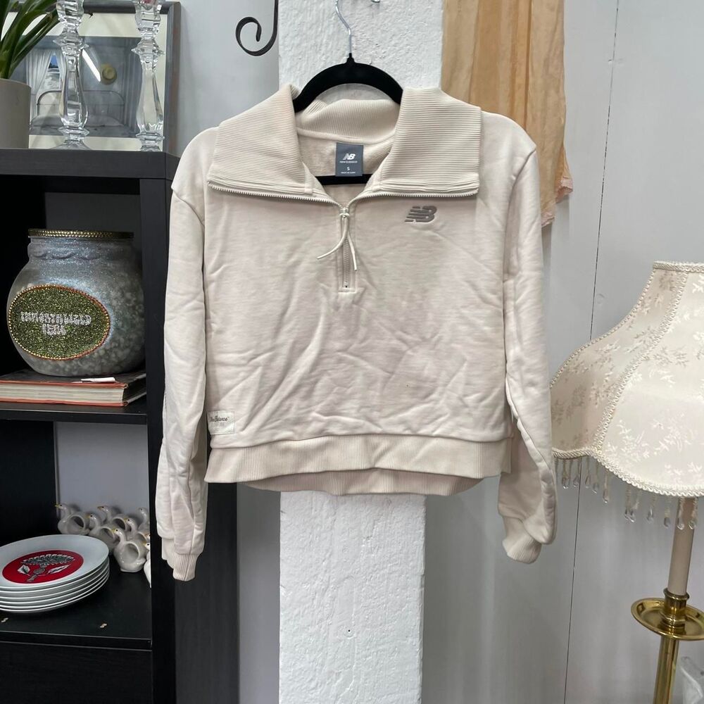 New-balance Women's Cream and White Sweatshirt